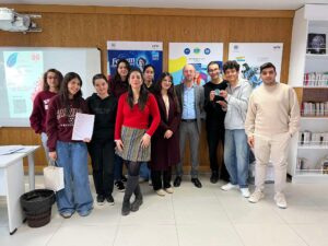 Lire la suite à propos de l’article Concours de poésie de la Saint-Valentin au Lycée René Descartes : Célébration de la créativité lycéenne