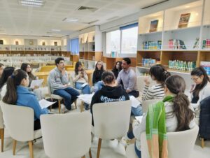 Lire la suite à propos de l’article Rencontre littéraire avec M. Marouene Souab : Une immersion enrichissante pour le club Lecture