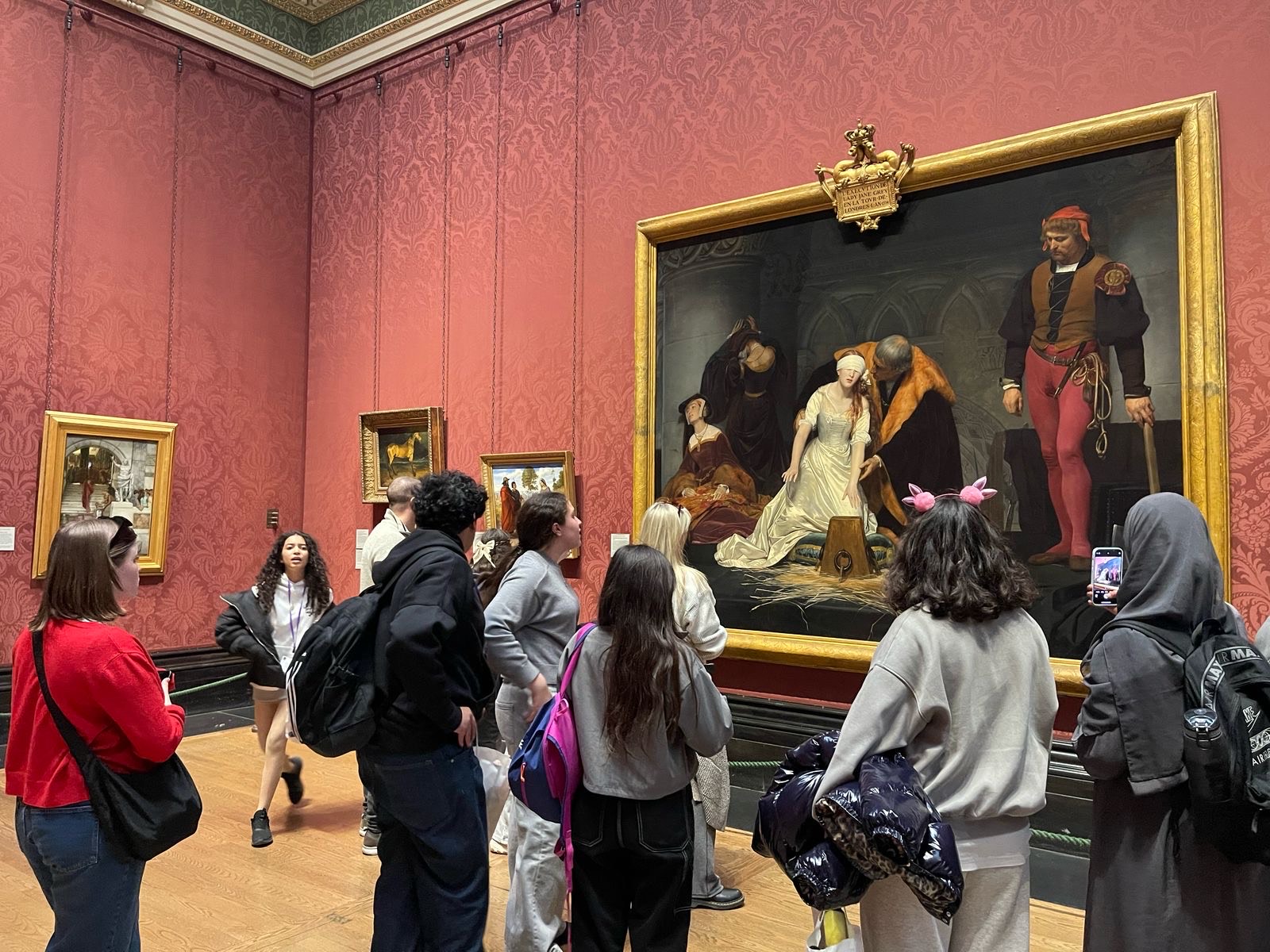 You are currently viewing 🇬🇧 Voyage scolaire inoubliable en Angleterre pour les élèves de CM2 Jaune du GSRD Ennasr